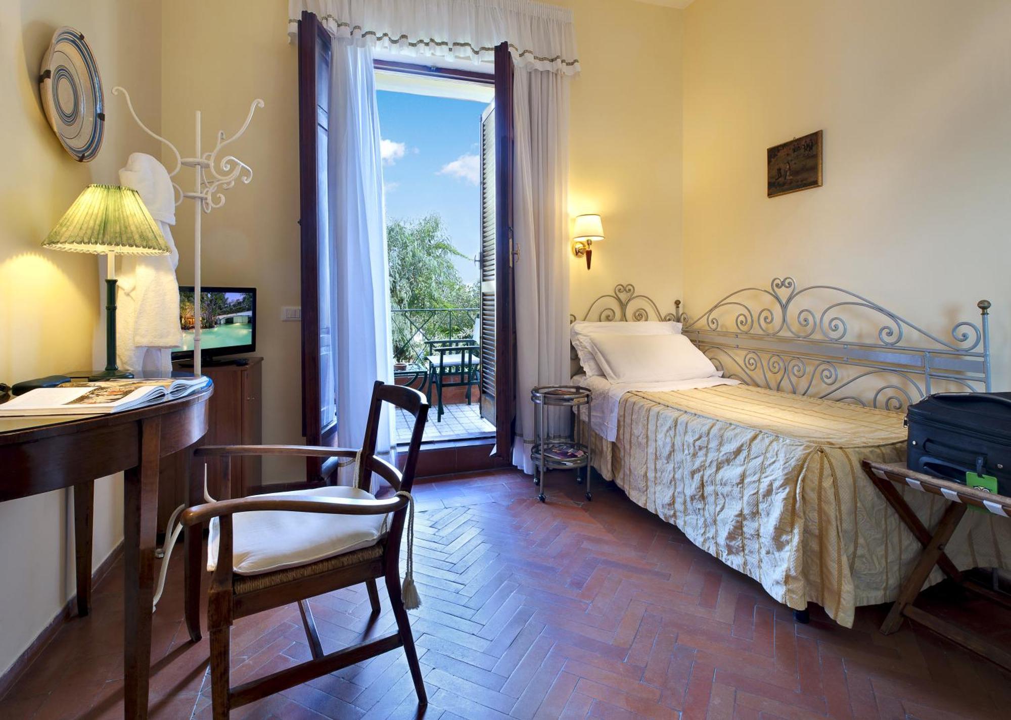Hotel La Villarosa Terme Ischia Værelse billede