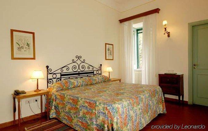 Hotel La Villarosa Terme Ischia Værelse billede